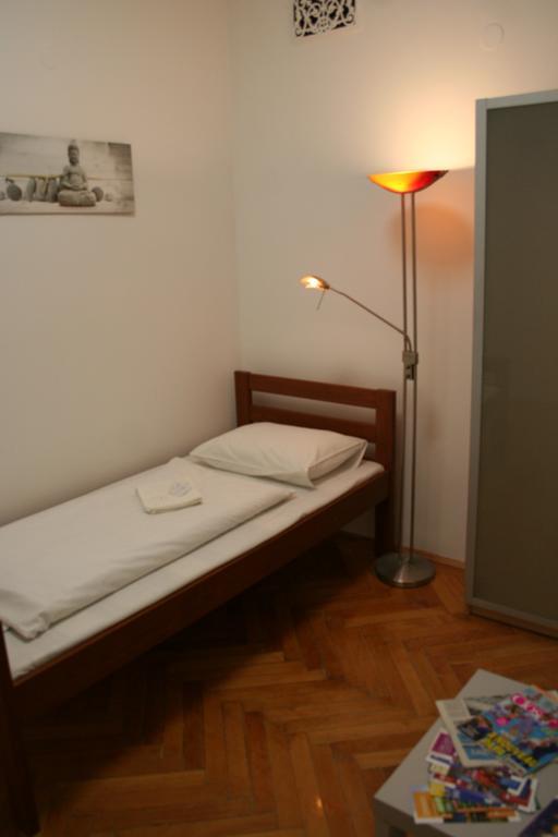 Хостел Walking Bed Budapest Downtown Экстерьер фото