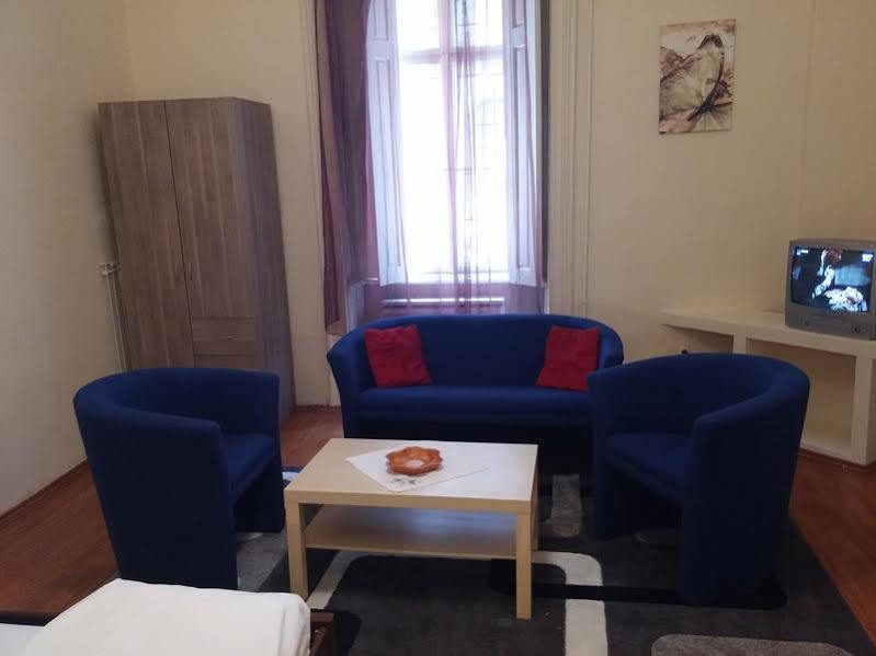 Хостел Walking Bed Budapest Downtown Экстерьер фото